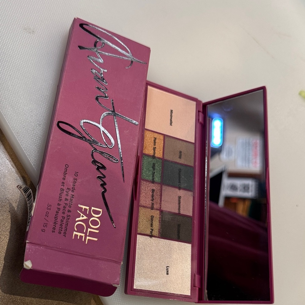 Glam Eyeshadow Palette - Multicolor